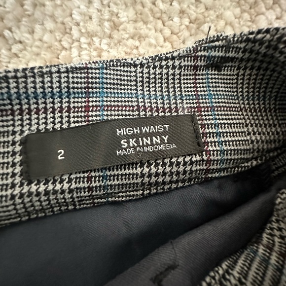 LOFT Never Worn The “High Waist Skinny” Plaid Pants. Zero flaws 🦋 - Picture 5 of 10